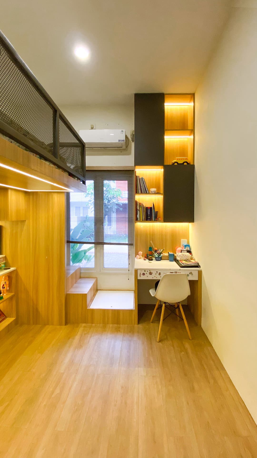 Kontak Dynamic Interior
